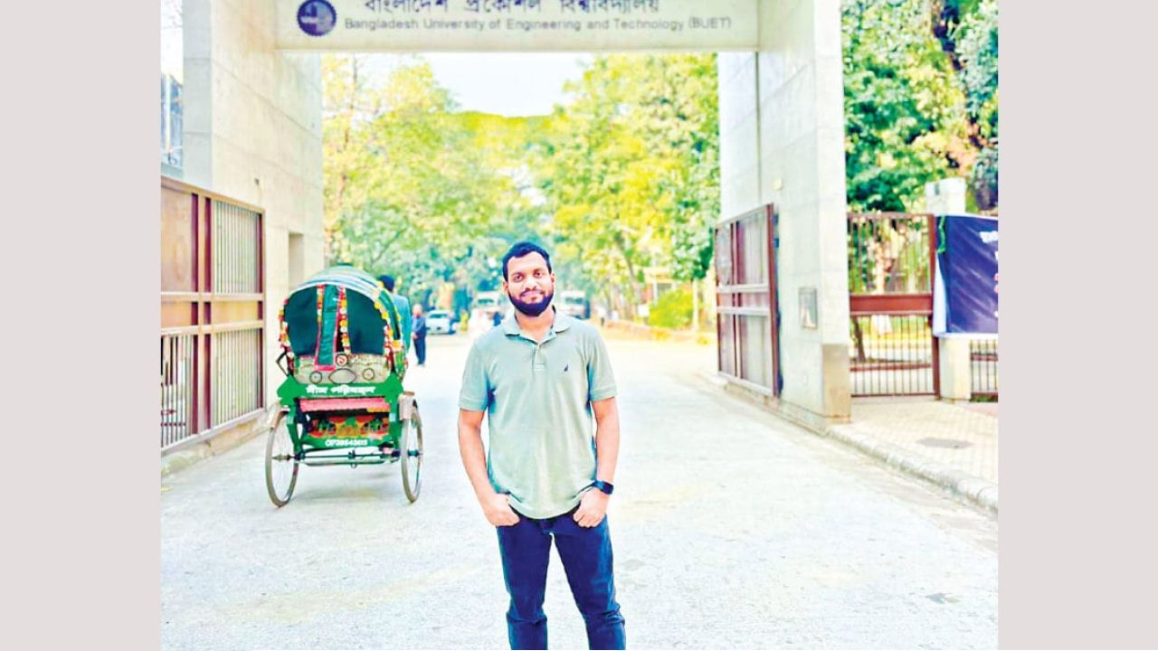 টেসলার রোডস্টারের আন্ডারবডি প্রকল্পে কাজ করেছেন বুয়েটের তারেক