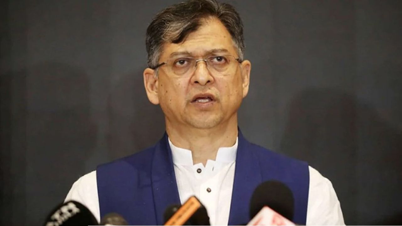‘ক্রসফায়ারে’ জিরো টলারেন্স, আইজিপির বক্তব্য ঠিক হয়নি: স্বরাষ্ট্রমন্ত্রী