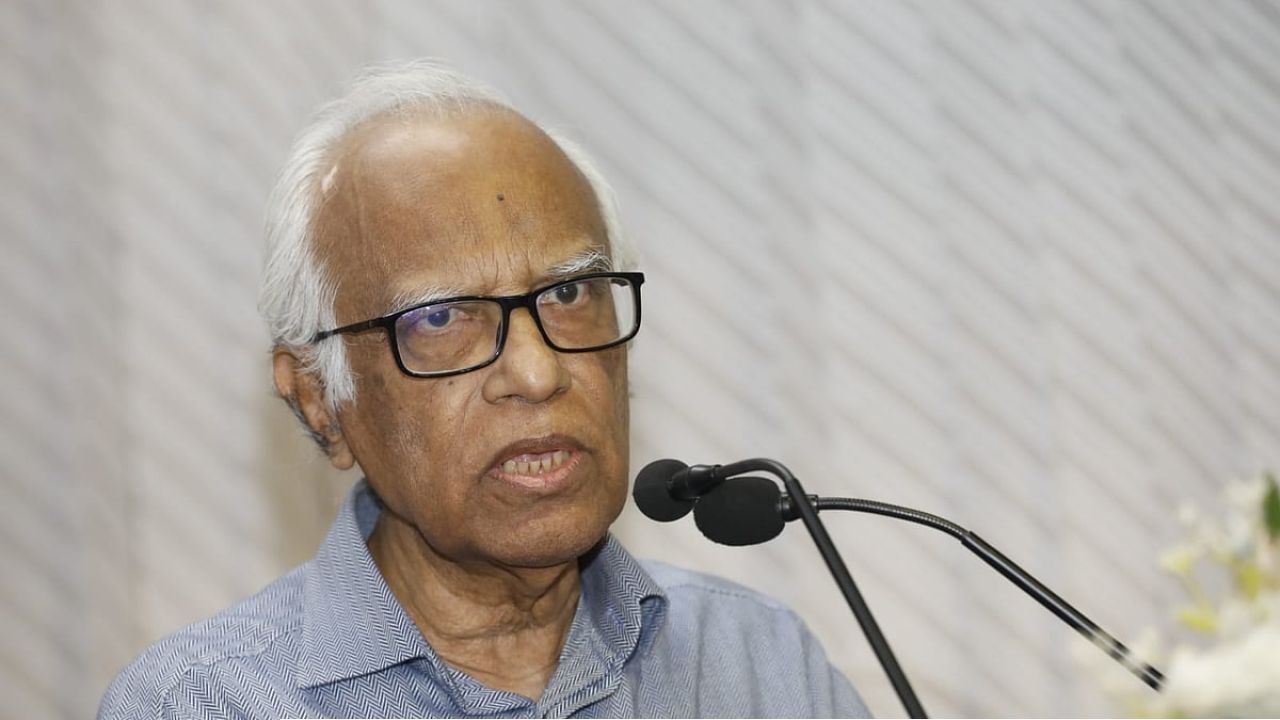 ঋণখেলাপির সংস্কৃতি থেকে লুটপাটের সংস্কৃতিতে ঢুকেছি: ওয়াহিদউদ্দিন মাহমুদ