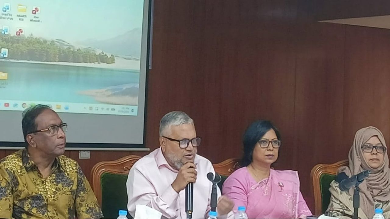 স্তন ক্যানসার প্রতিরোধে সচেতনতা বাড়ানোর উদ্যোগ