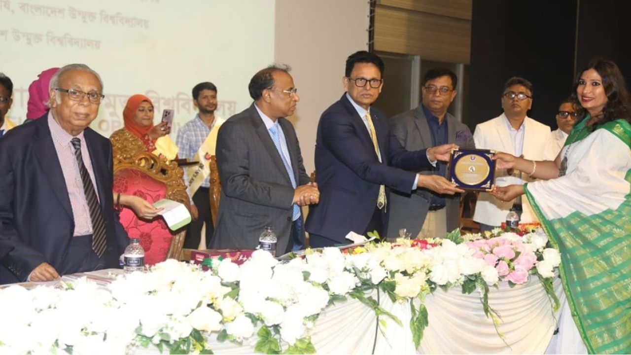উচ্চশিক্ষায় স্যাটেলাইট টিভি চালুর পরিকল্পনা ইউজিসির