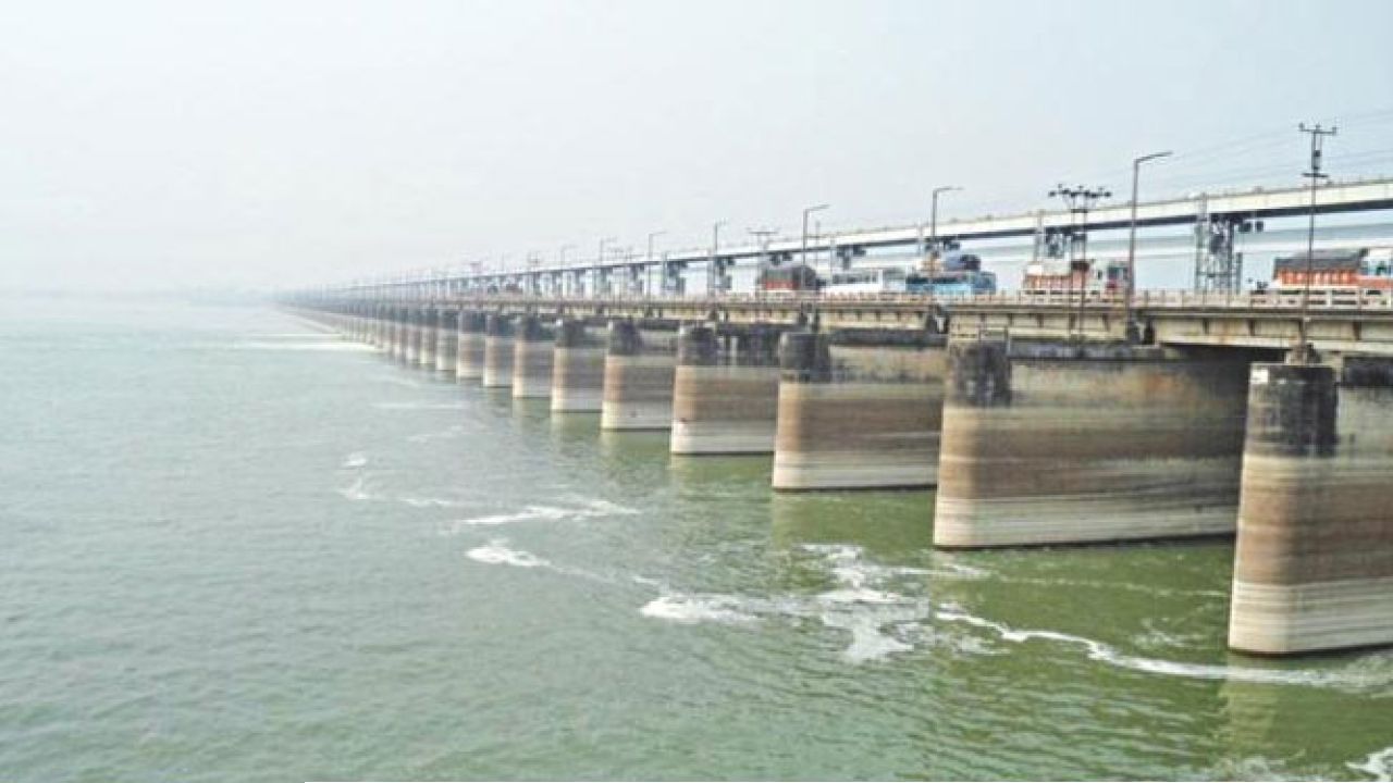 গঙ্গা পানি চুক্তি নবায়নে ভারতের ওপর চাপ বাড়াচ্ছে বাংলাদেশ: এএফপির প্রতিবেদন