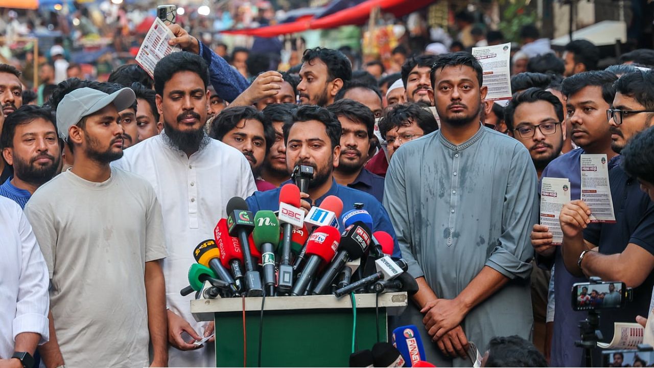জামায়াত থেকে আলাদা পরিচয় ধরে রাখতে চায় এনসিপি, লংমার্চে উপস্থিতি নিয়ে ভিন্ন চিন্তা দলটির