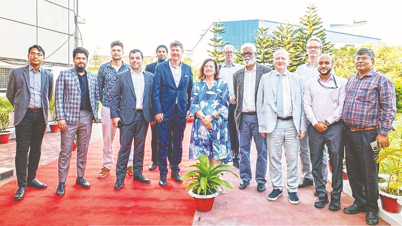 আবুল খায়ের স্টিলের কারখানায় জার্মানির ভাইস মিনিস্টার