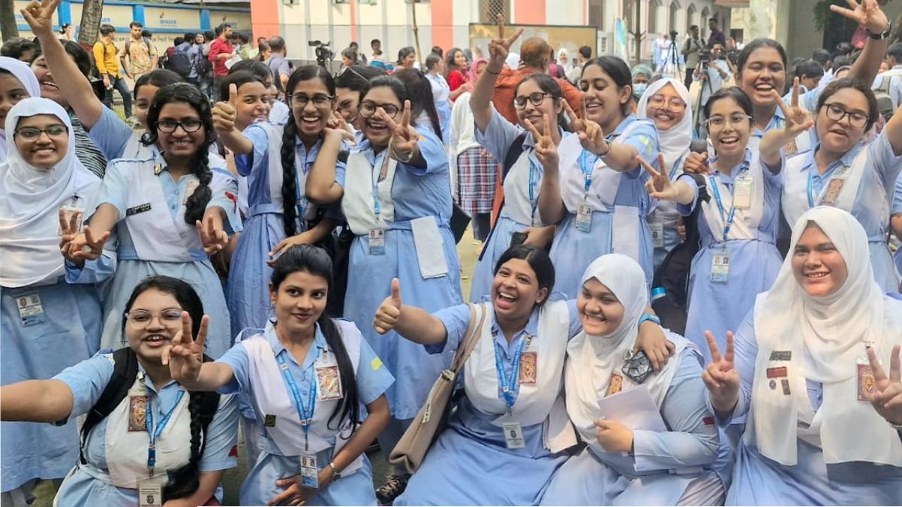 এইচএসসির ফল প্রকাশ, পাসের হার ৫২.১২ শতাংশ