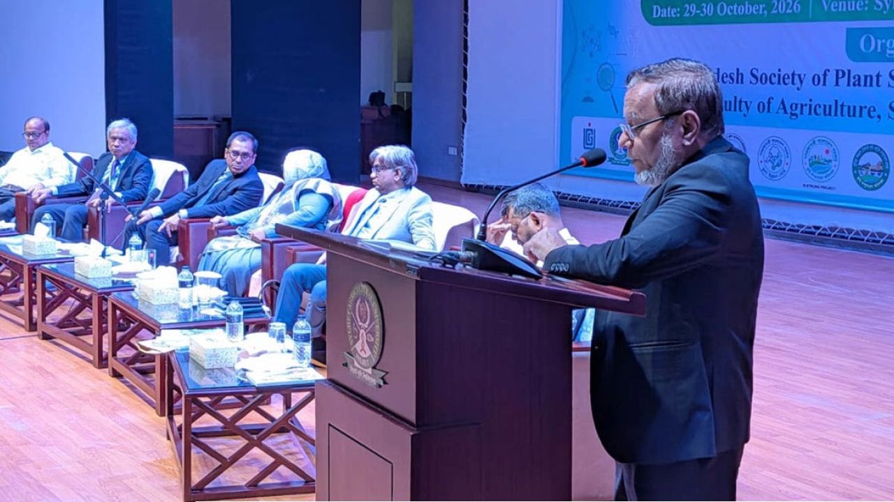 সোরিয়াসিস ছোঁয়াচে রোগ নয়, চিকিৎসার মাধ্যমে নিয়ন্ত্রণে রাখা সম্ভব