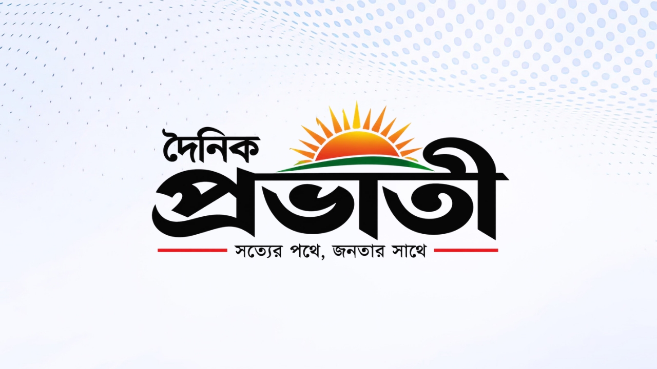 স্কুলছাত্রীকে লাথি মারার ভিডিও ভাইরাল, ভুক্তভোগীকেই টিসি দেওয়ার অভিযোগ
